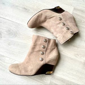 Suede platform booties tan suede